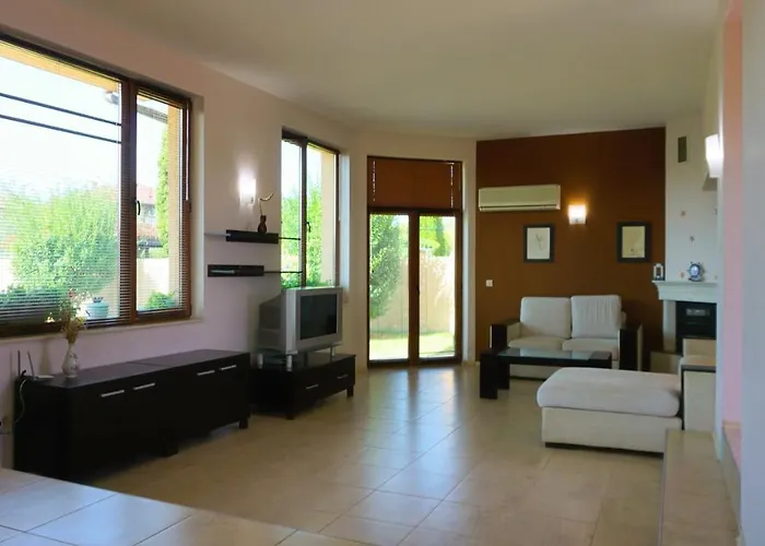 матилда - Matilda Ваканционна къща Булгарево